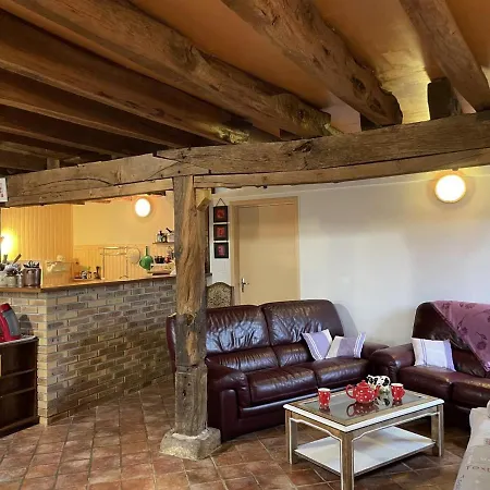 De Charme Au Coeur Du Bocage Bourbonnais, Avec Activites Variees Et Confort Familial - Fr-1-489-225 Prázdninový dům